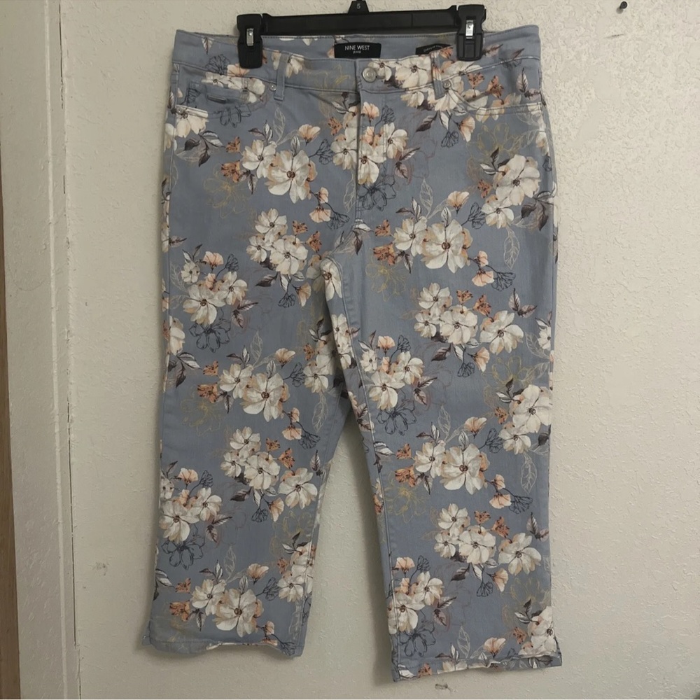 Nine West Jeans Sz 14 Blue Floral Chrystie Crop Capri Stretch Denim Pants